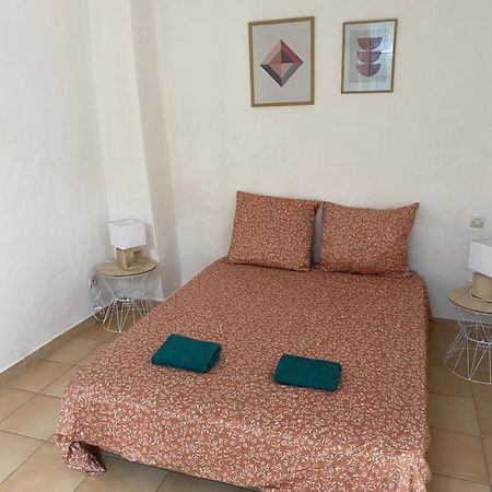 Apartamento Carcassonne Situe Plein Centre Exterior foto